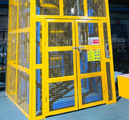 鹤峰货梯可以安装在室外吗